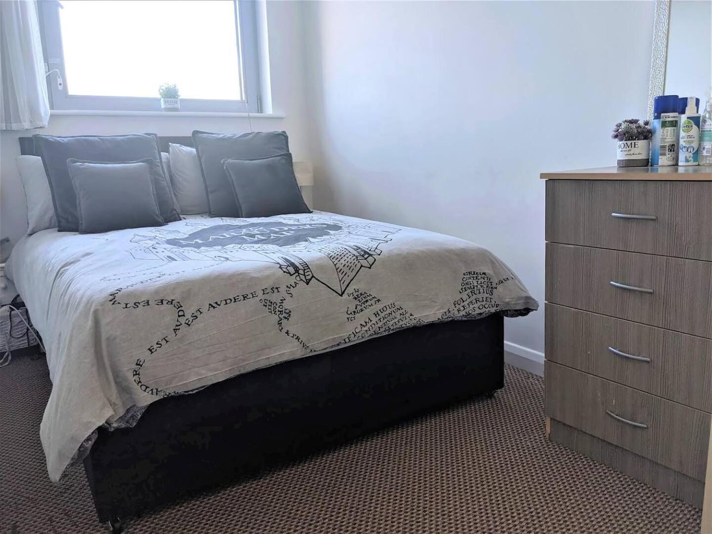 Lovely Guest Rooms In City Centre Liverpool Esterno foto