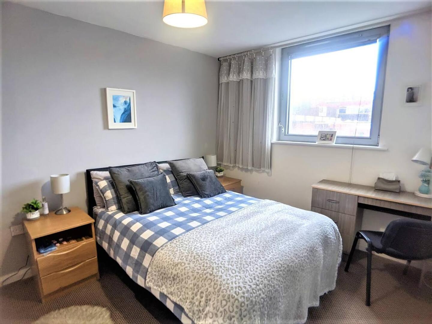 Lovely Guest Rooms In City Centre Liverpool Esterno foto