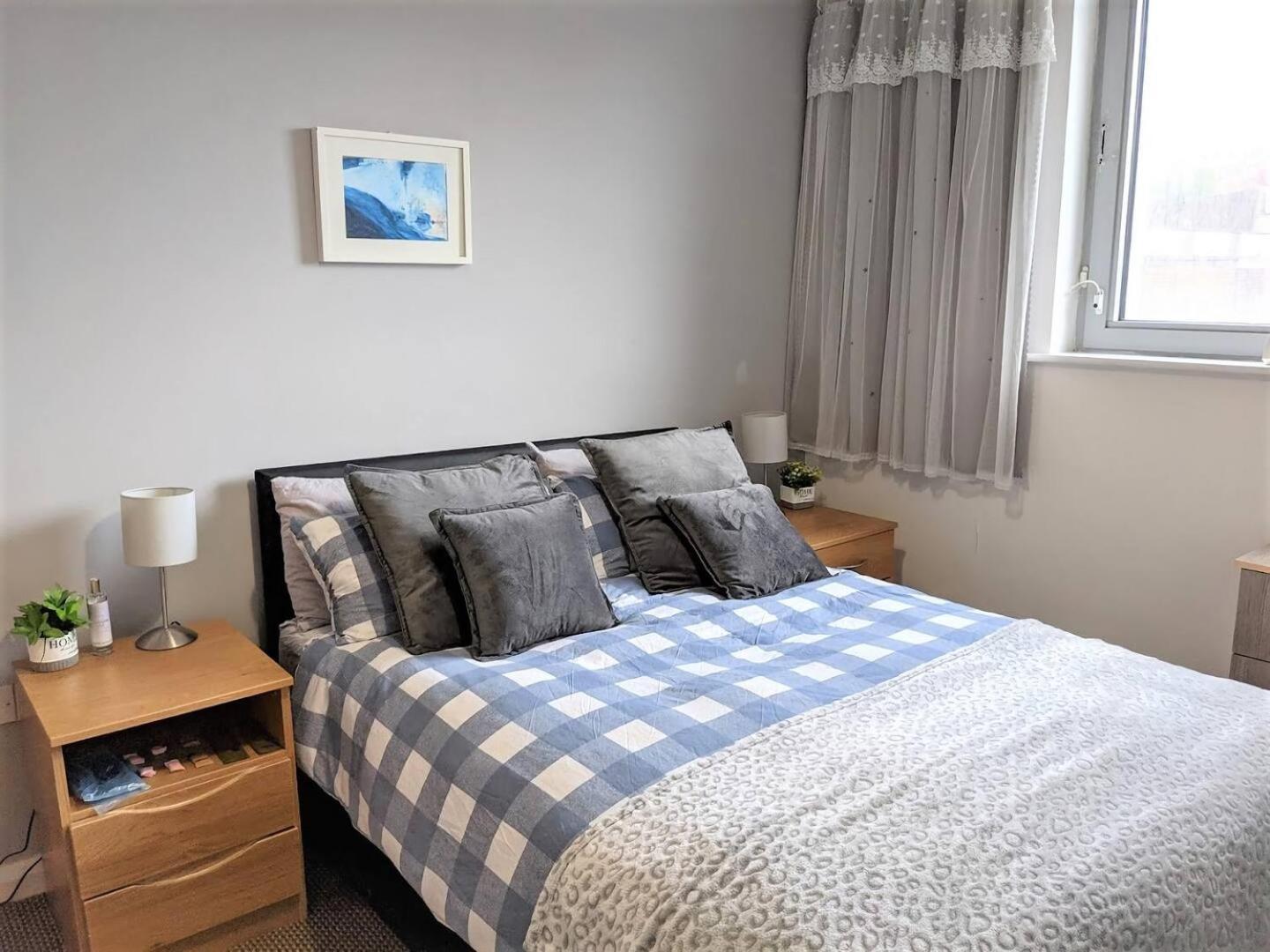 Lovely Guest Rooms In City Centre Liverpool Esterno foto
