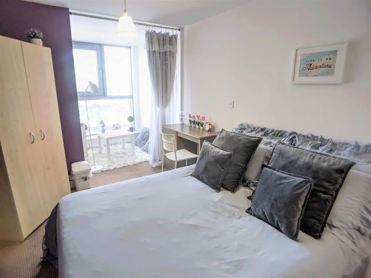 Lovely Guest Rooms In City Centre Liverpool Esterno foto